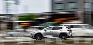 Ile kosztuje Lexus NX 300h?