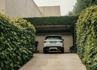 Do jakiego koncernu należy Land Rover?
